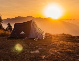 Chúng tôi đến từ đâu ?