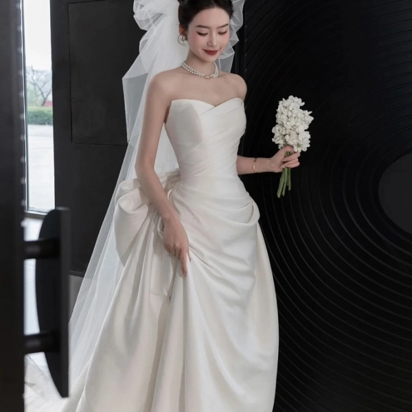 GLADIA BY THE WATERS KHANG ĐIỀN