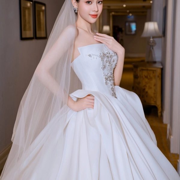 GLADIA BY THE WATERS KHANG ĐIỀN