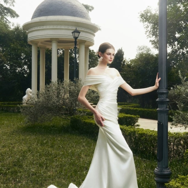 GLADIA BY THE WATERS KHANG ĐIỀN